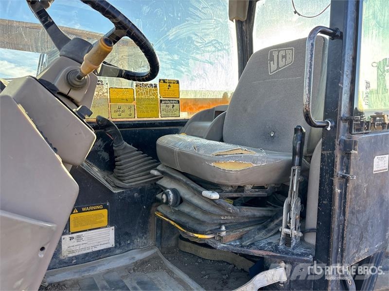 JCB 532 Teleskopiskie manipulatori