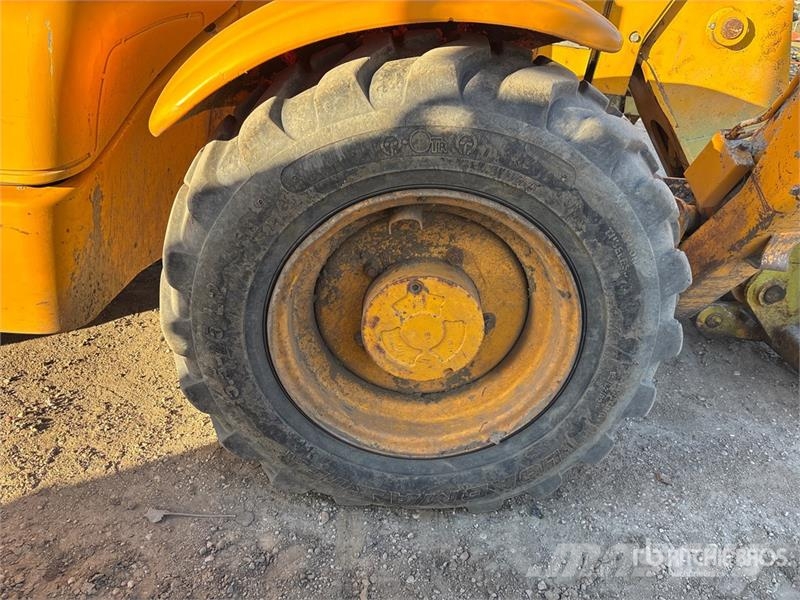 JCB 532 Teleskopiskie manipulatori