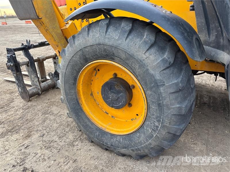 JCB 550-170 Teleskopiniai krautuvai