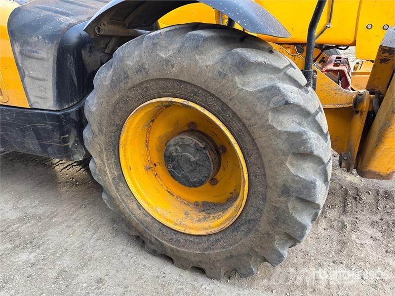 JCB 550-170 Teleskopiniai krautuvai