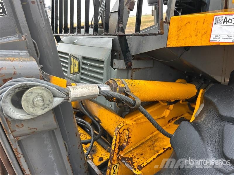 JCB 930 Rough terrain trucks