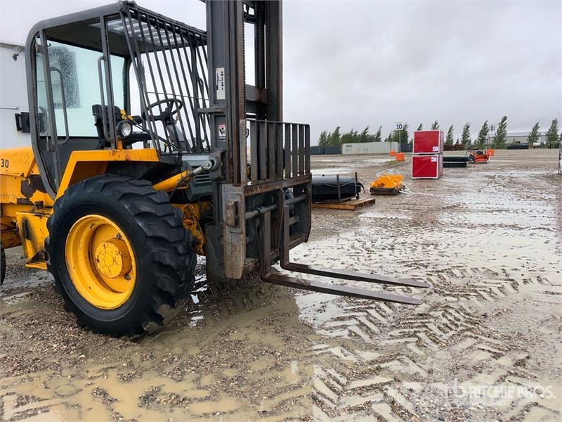JCB 930 Rough terrain trucks