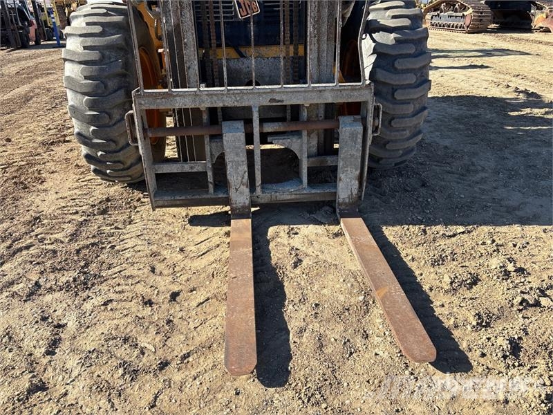 JCB 930 Vanterenski viljuškar