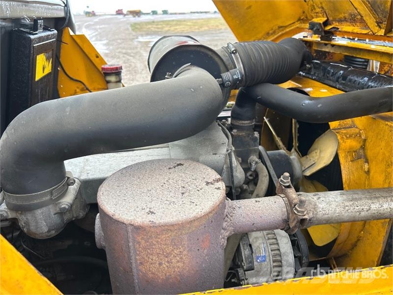 JCB 930 Rough terrain trucks