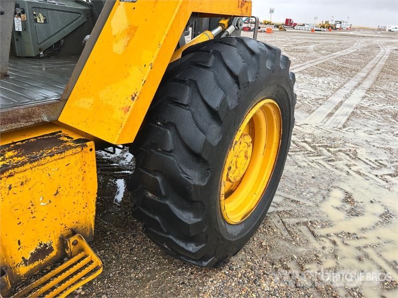 JCB 930 Rough terrain trucks
