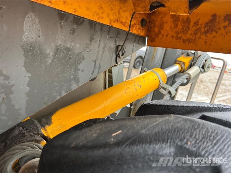 JCB 930 Rough terrain trucks
