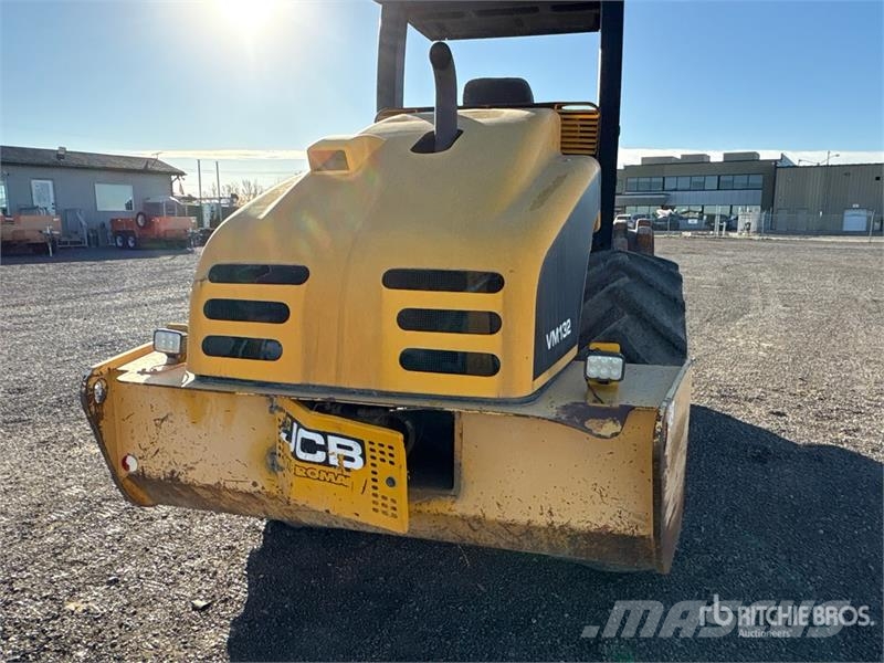 JCB VM132 Padfoot Drum Compactor Walzenzüge