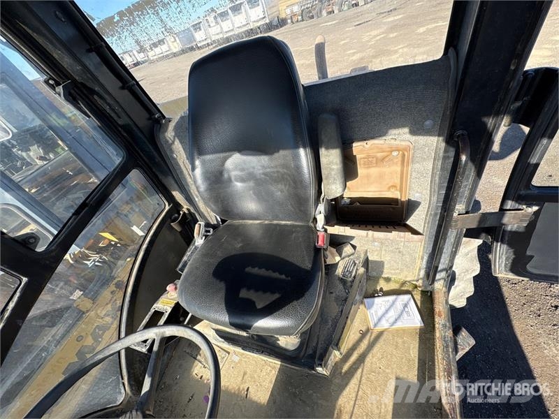 JCB VM132PD Padfoot Drum Compactor (Inoperable) Walzenzüge