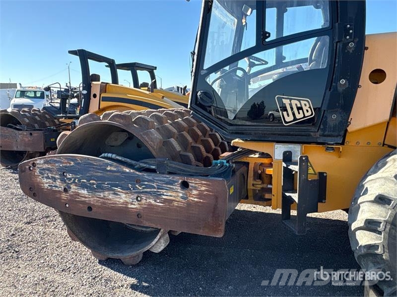 JCB VM132PD Padfoot Drum Compactor (Inoperable) Walzenzüge