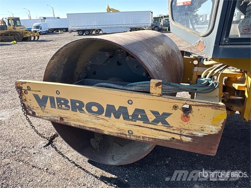 JCB W1105D Smooth Drum Compactor (Inoperable) Rolos compactadores monocilíndricos