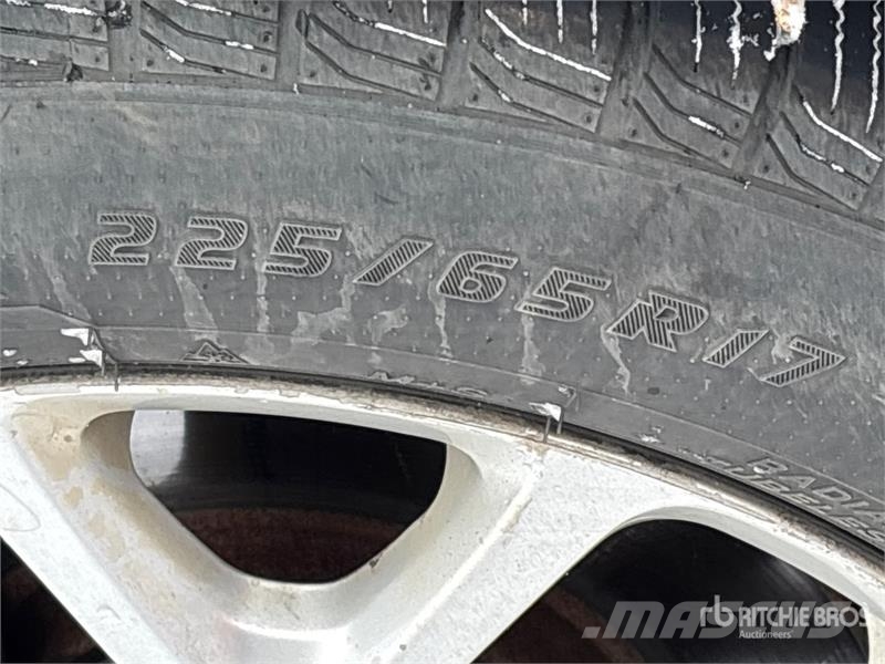 Jeep Cherokee 4WD SUV Coches