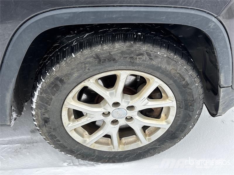 Jeep Cherokee 4WD SUV Coches