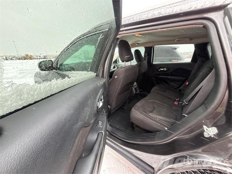 Jeep Cherokee 4WD SUV Coches