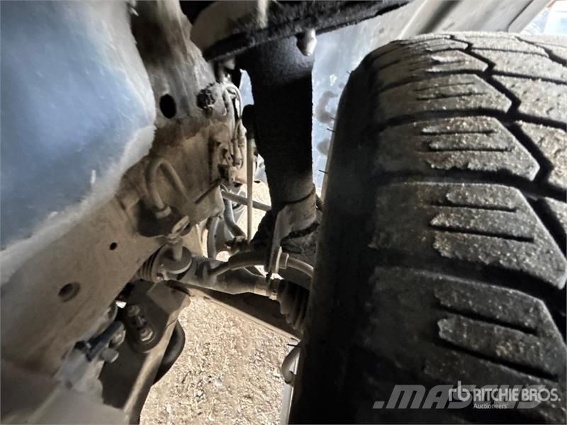 Jeep Cherokee 4WD SUV 汽车