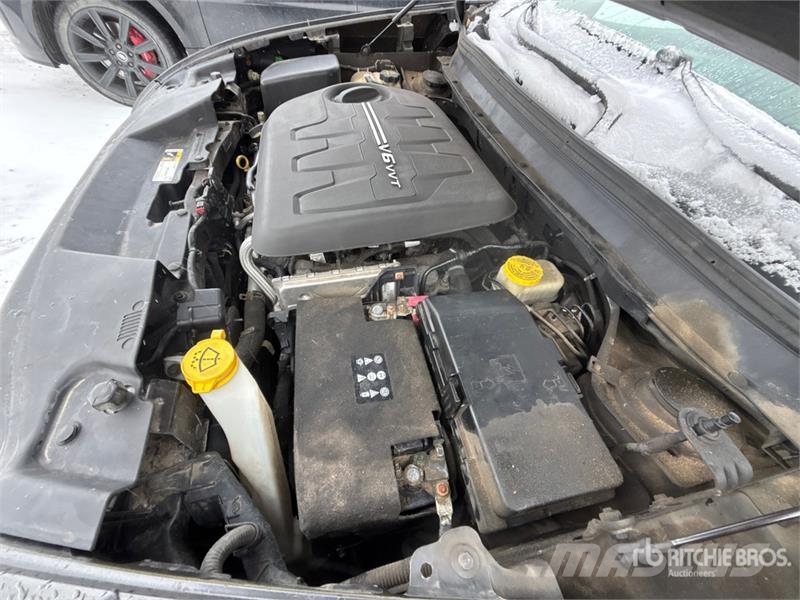 Jeep Cherokee 4WD SUV Coches
