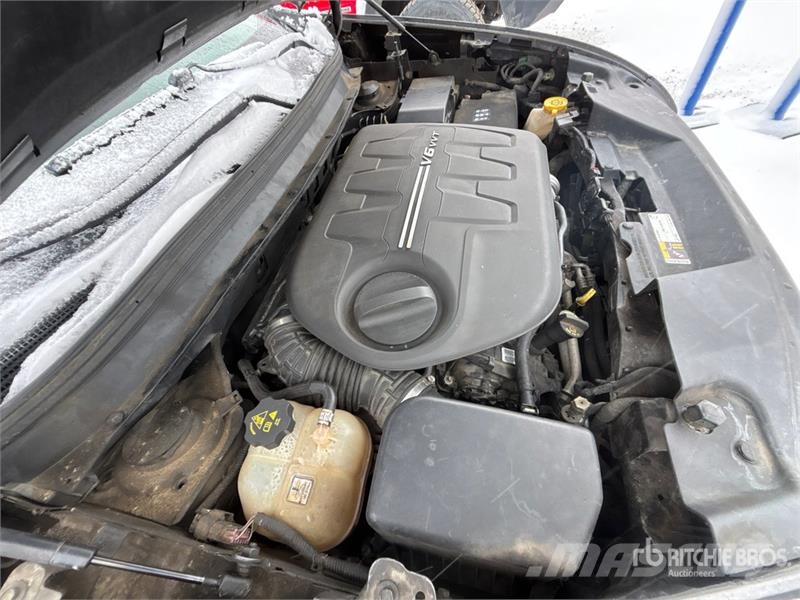 Jeep Cherokee 4WD SUV Coches