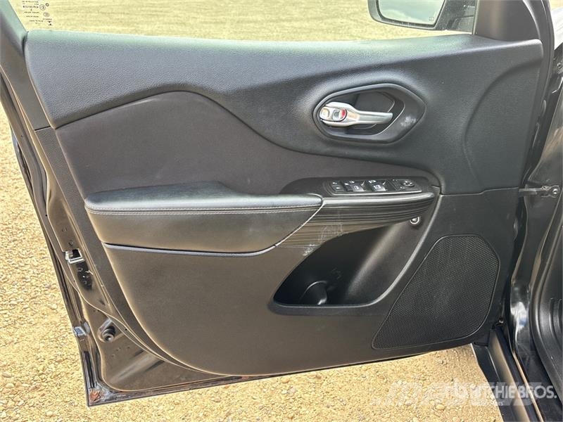 Jeep Cherokee SUV Personbiler