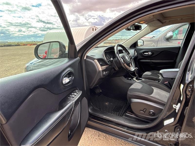 Jeep Cherokee SUV Personbiler