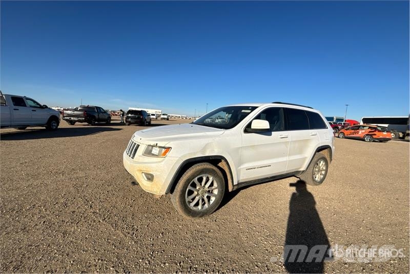 Jeep Grand Cherokee 4WD SUV Automašīnas