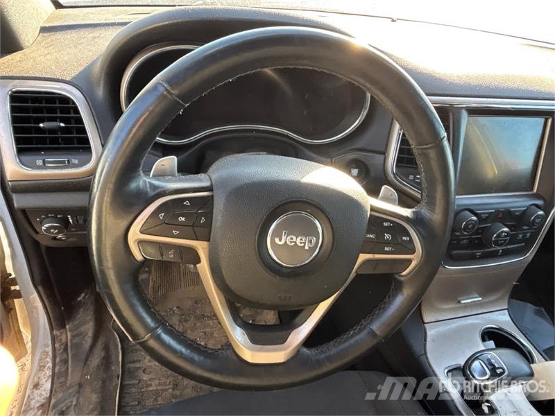 Jeep Grand Cherokee 4WD SUV Automašīnas