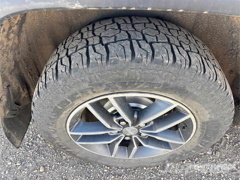 Jeep Grand Cherokee 4x4 SUV Cars