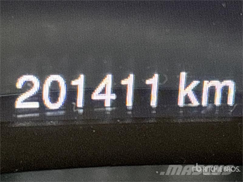 Jeep Grand Cherokee Laredo 4x4 SUV Biler