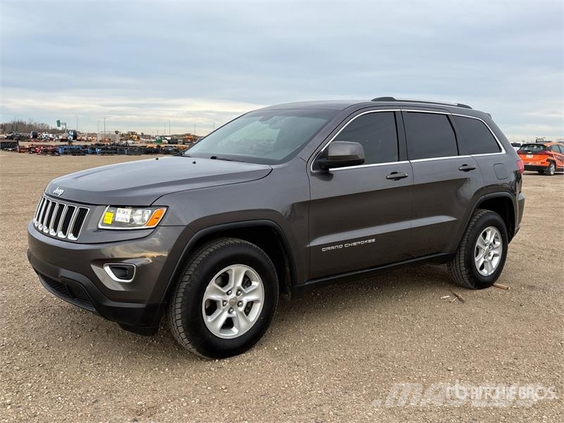 Jeep Grand Cherokee Laredo 4x4 SUV Biler