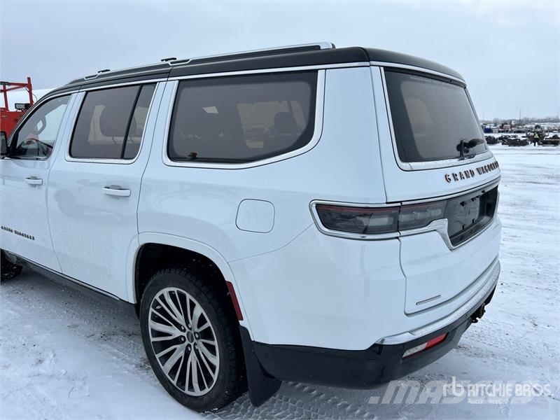 Jeep Grand Wagoneer 4WD SUV Voiture