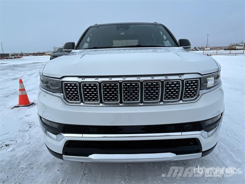 Jeep Grand Wagoneer 4WD SUV Voiture