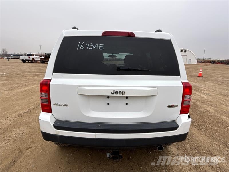 Jeep Patriot 4WD SUV Avtomobili