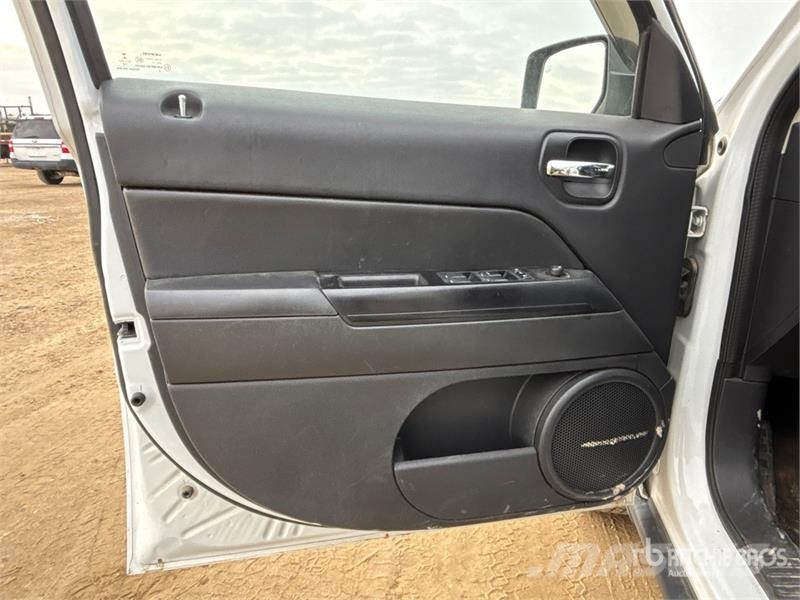 Jeep Patriot 4WD SUV Avtomobili