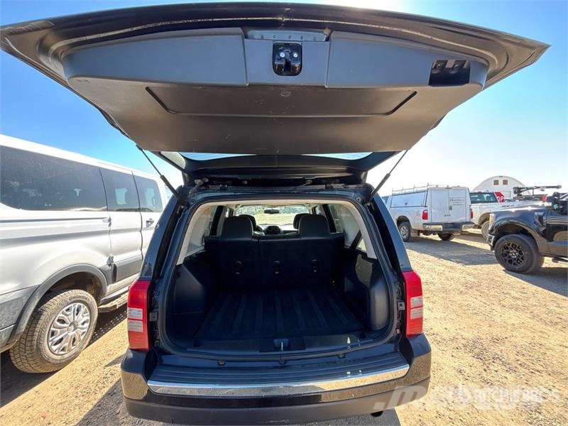 Jeep Patriot 4WD SUV Personbiler