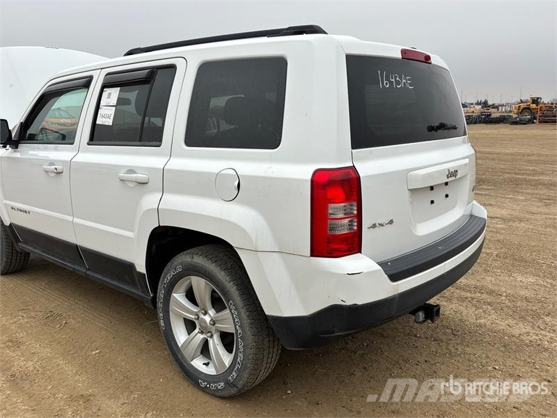 Jeep Patriot 4WD SUV Avtomobili