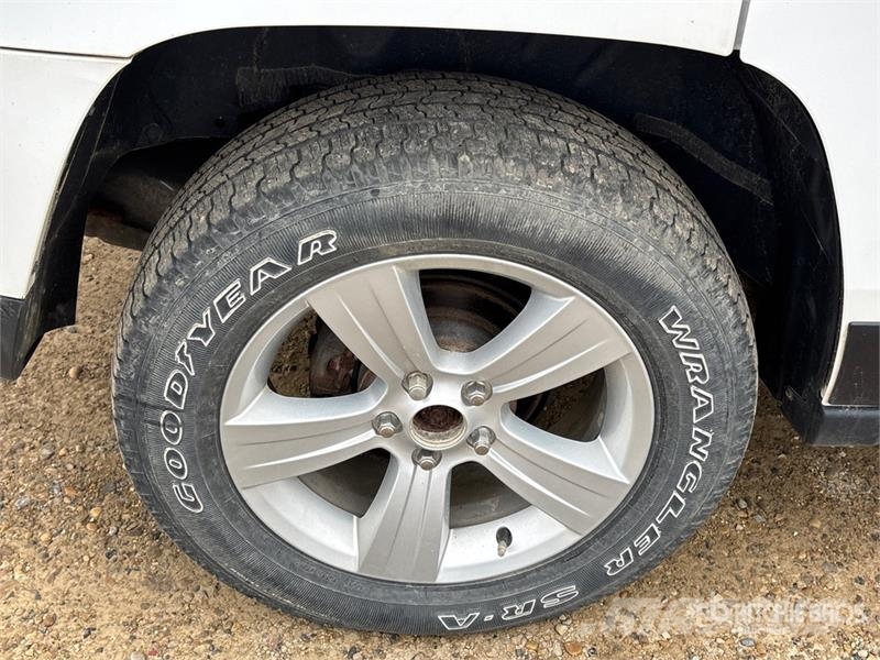 Jeep Patriot 4WD SUV Avtomobili