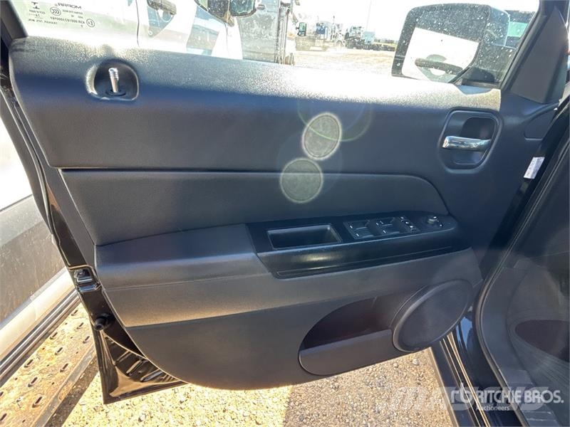 Jeep Patriot 4WD SUV Personbiler
