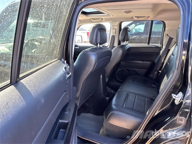 Jeep Patriot 4WD SUV Personbiler
