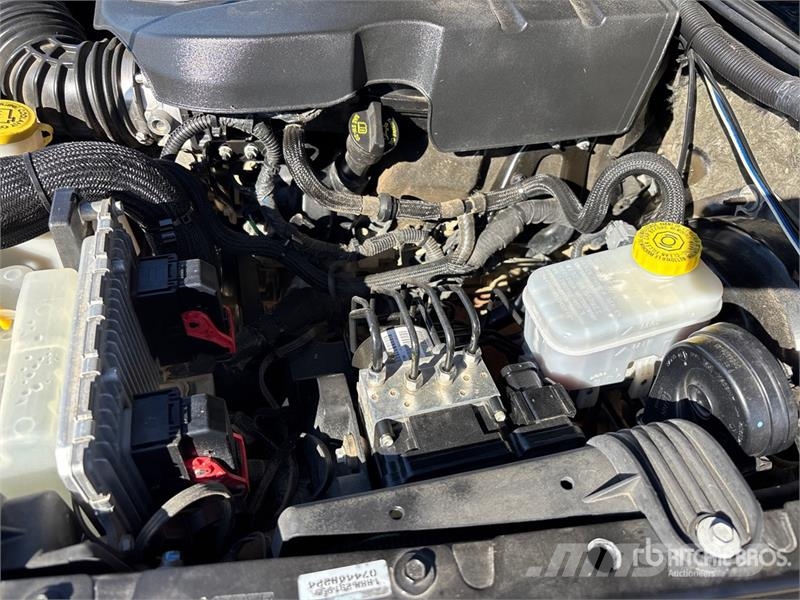 Jeep Wrangler 4WD SUV Avtomobili