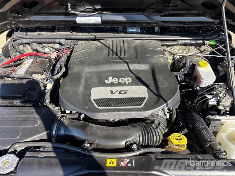 Jeep Wrangler 4WD SUV Avtomobili