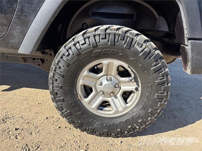 Jeep Wrangler 4WD SUV Avtomobili