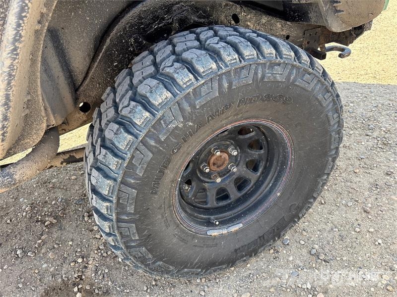 Jeep Wrangler 4x4 SUV Avtomobili