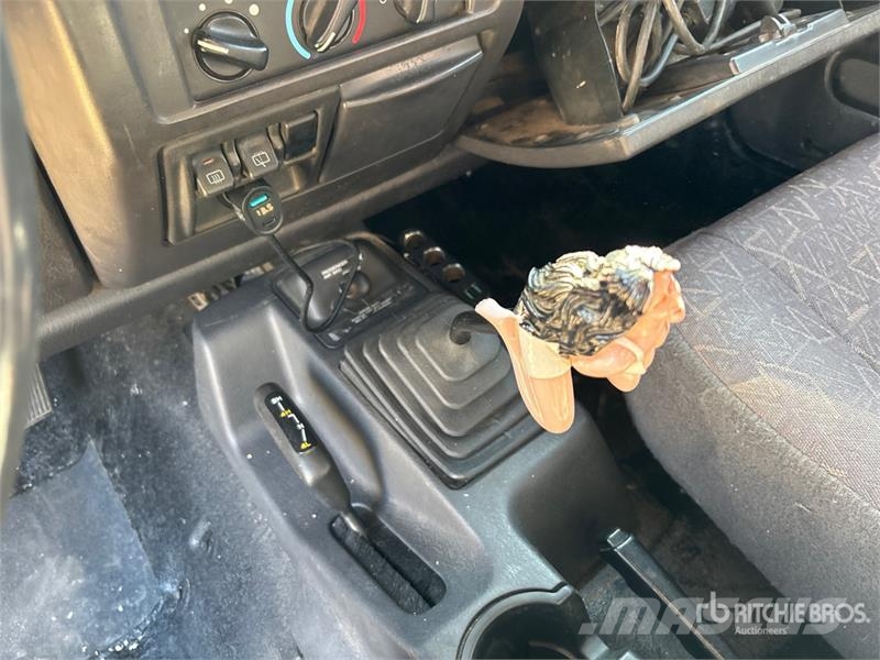 Jeep Wrangler 4x4 SUV Avtomobili