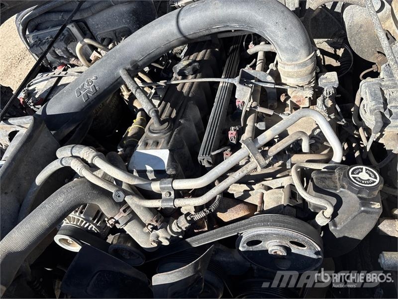 Jeep Wrangler 4x4 SUV Avtomobili