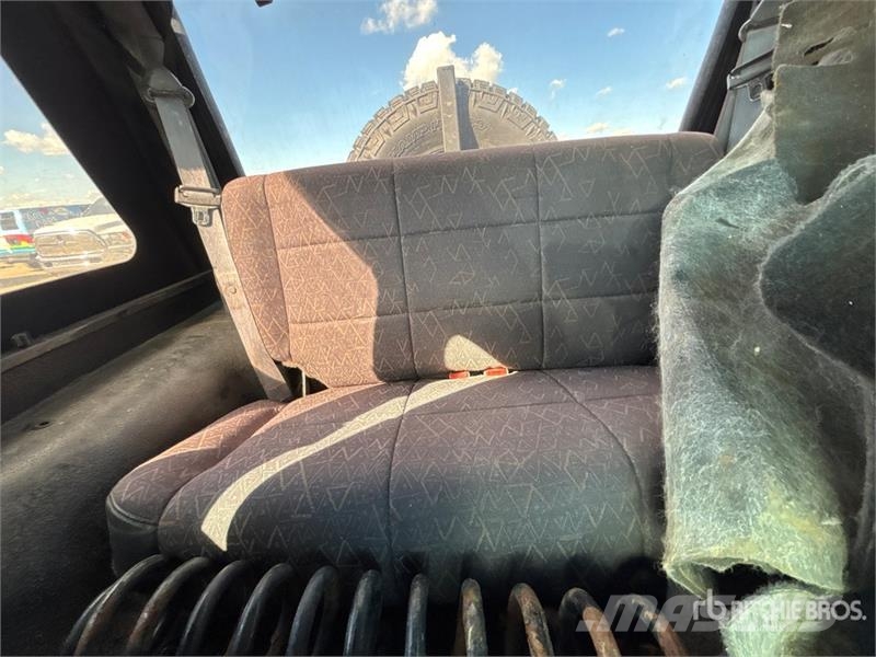 Jeep Wrangler 4x4 SUV Avtomobili
