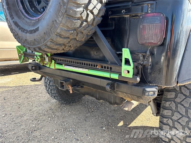 Jeep Wrangler 4x4 SUV Avtomobili