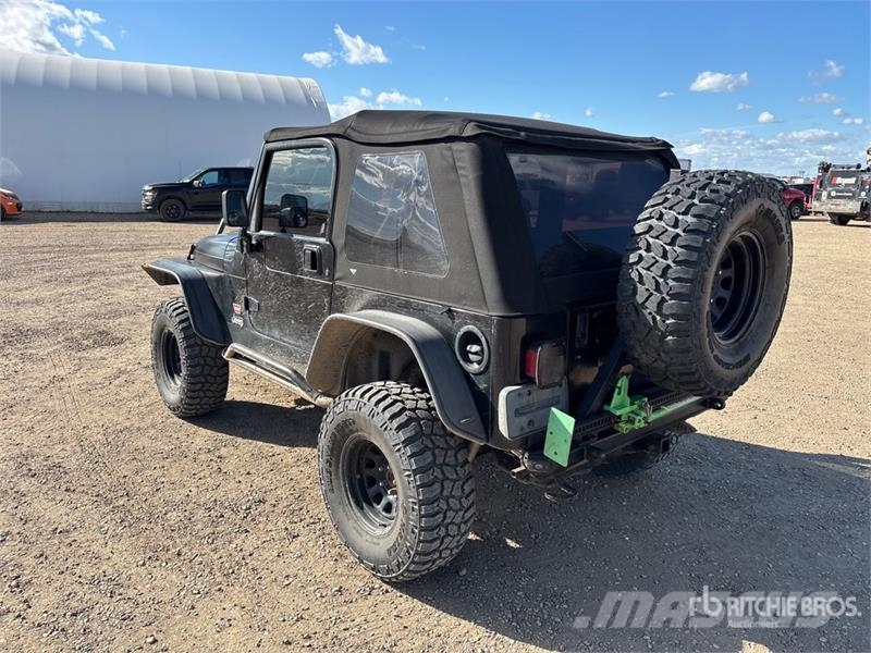 Jeep Wrangler 4x4 SUV Avtomobili