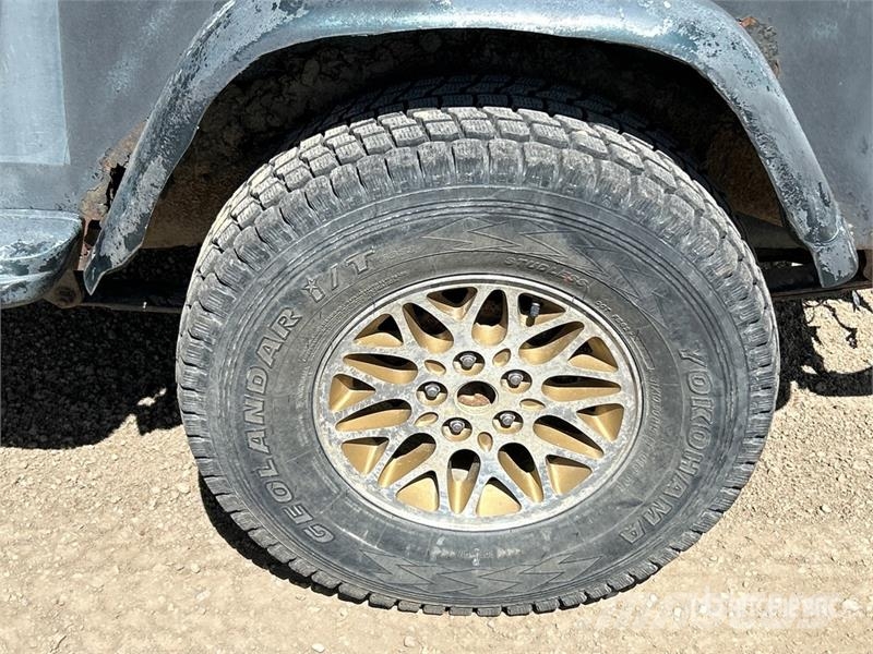 Jeep Wrangler Sahara Edition 4WD SUV Kistehergépjárművek