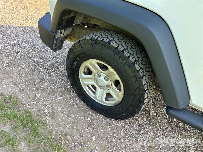 Jeep Wrangler Sport Sõiduautod