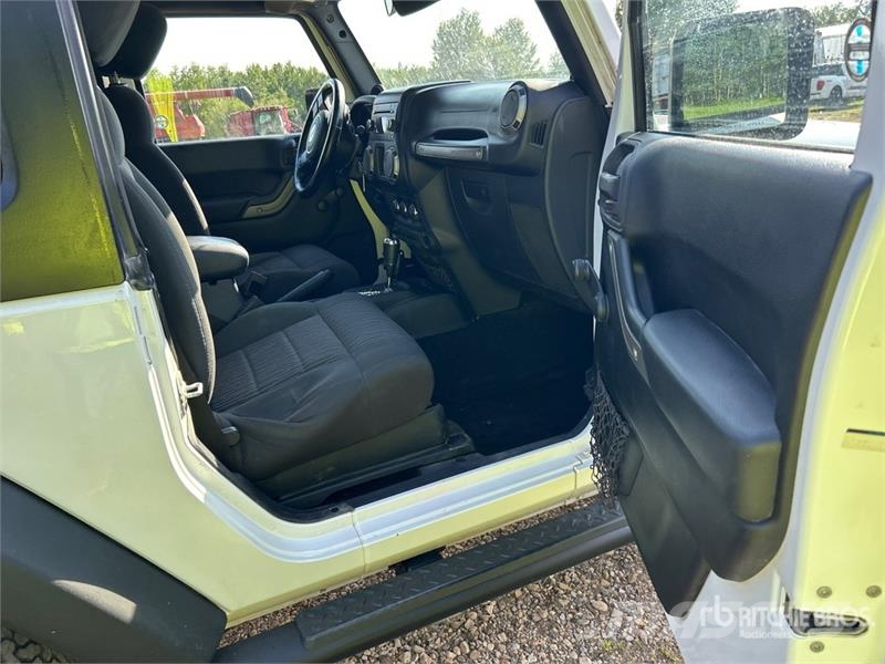 Jeep Wrangler Sport Sõiduautod
