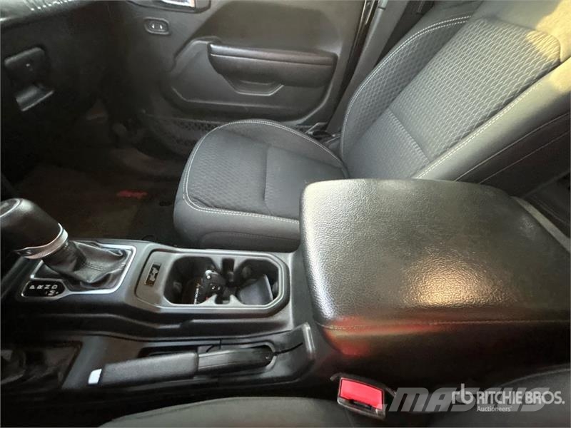 Jeep Wrangler Unlimited Sport Personbiler