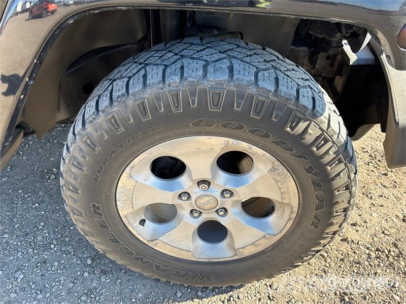 Jeep Wrangler Unlimited Sahara Automašīnas